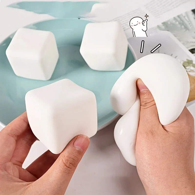 Party Games For Adults And Kids - Hot Shaping Tofu Zachte Knijpspeelgoed met